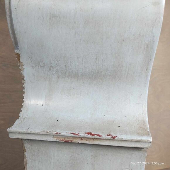 Stunning Pier one clock ornate flower birds battery operated alice in wonderland - Picture 3 of 16